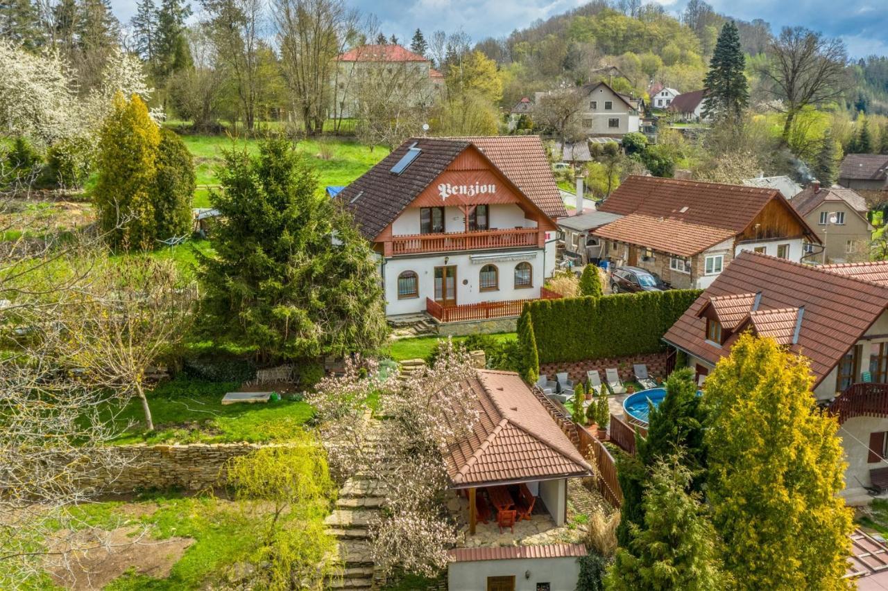 Penzion Na Hradcanech Nové Město nad Metují Exteriör bild