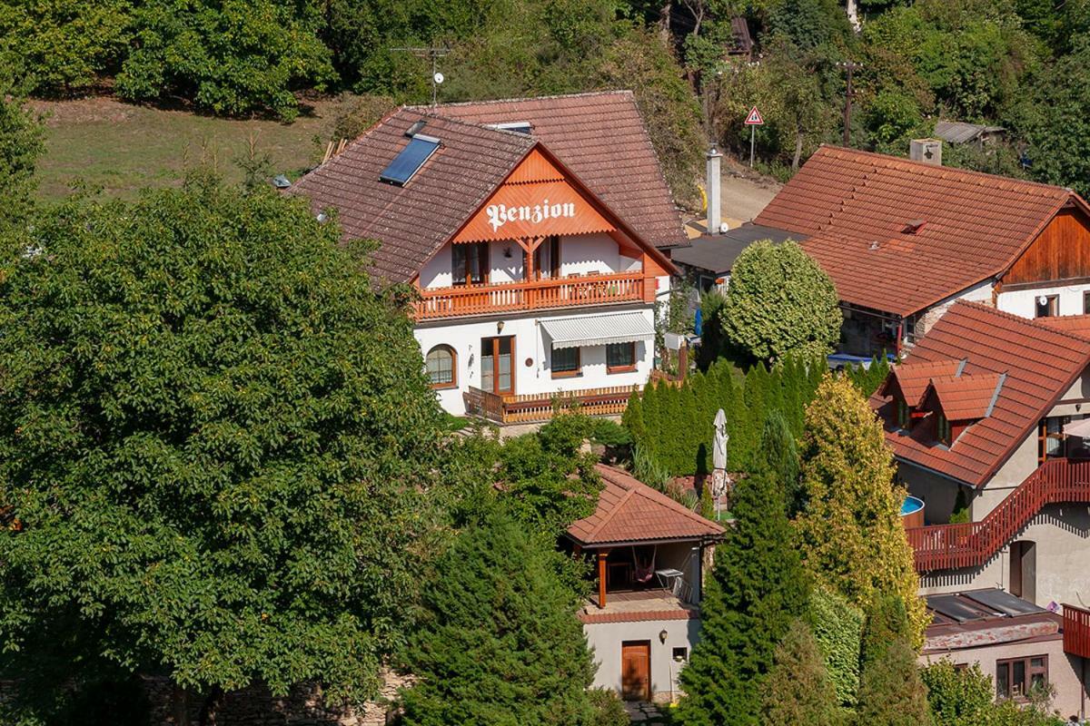 Penzion Na Hradcanech Nové Město nad Metují Exteriör bild
